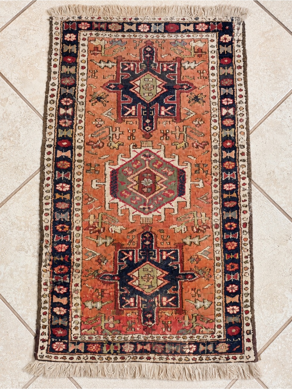 Vintage Hand-Knotted Persian Style Wool Accent Rug 2x7